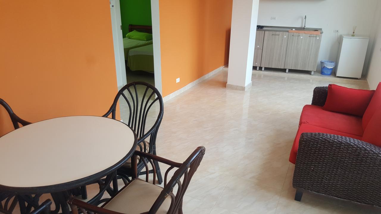 Pensão Roxi's Place